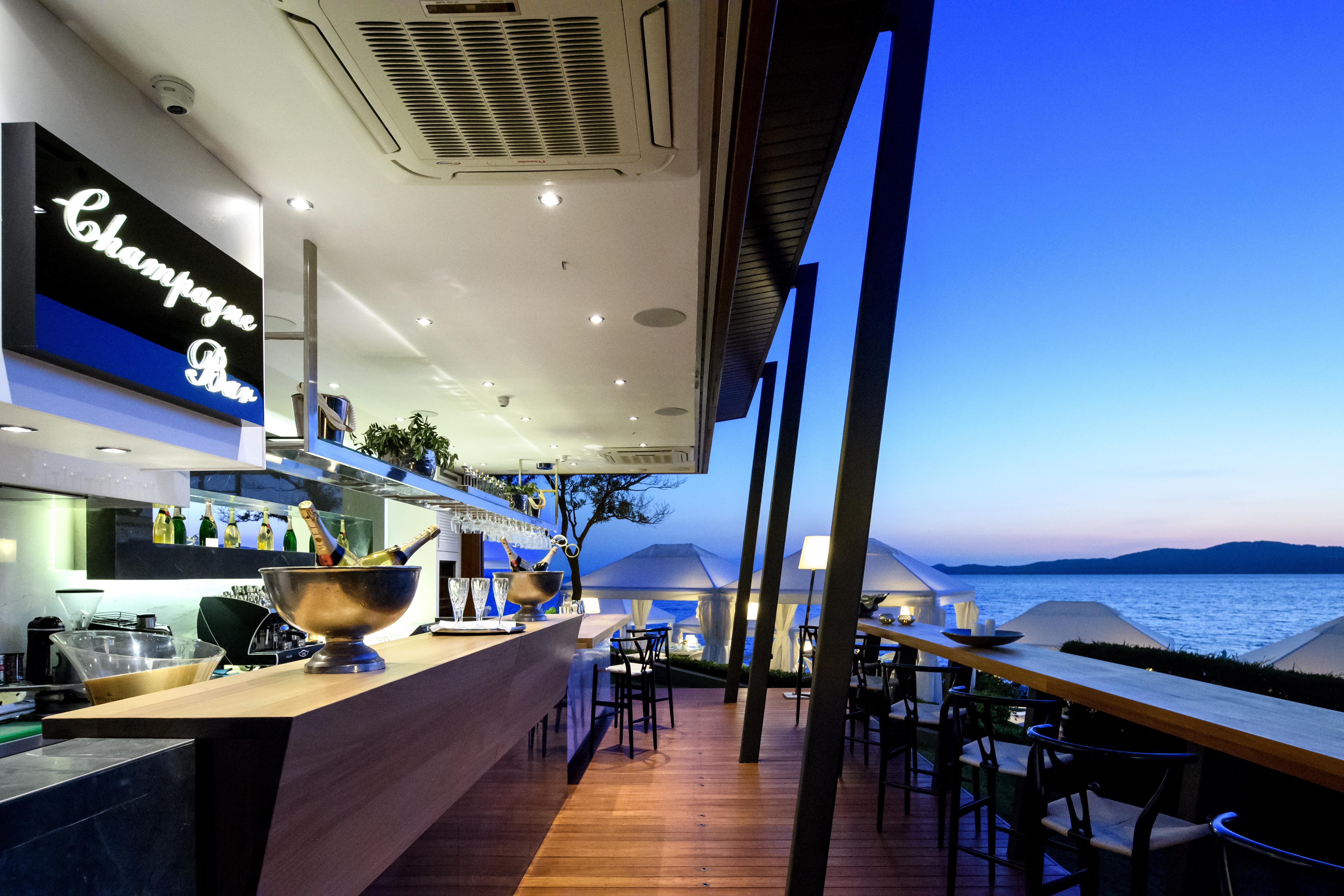 Avaton Luxury Beach Resort - Relais & Chateaux Ouranoupoli Exterior photo